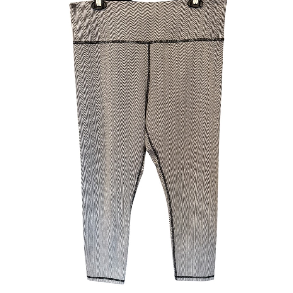 Womens, Zyia Hi-rise Legging. Color: Black/White (Herringbone), Size: 14-16